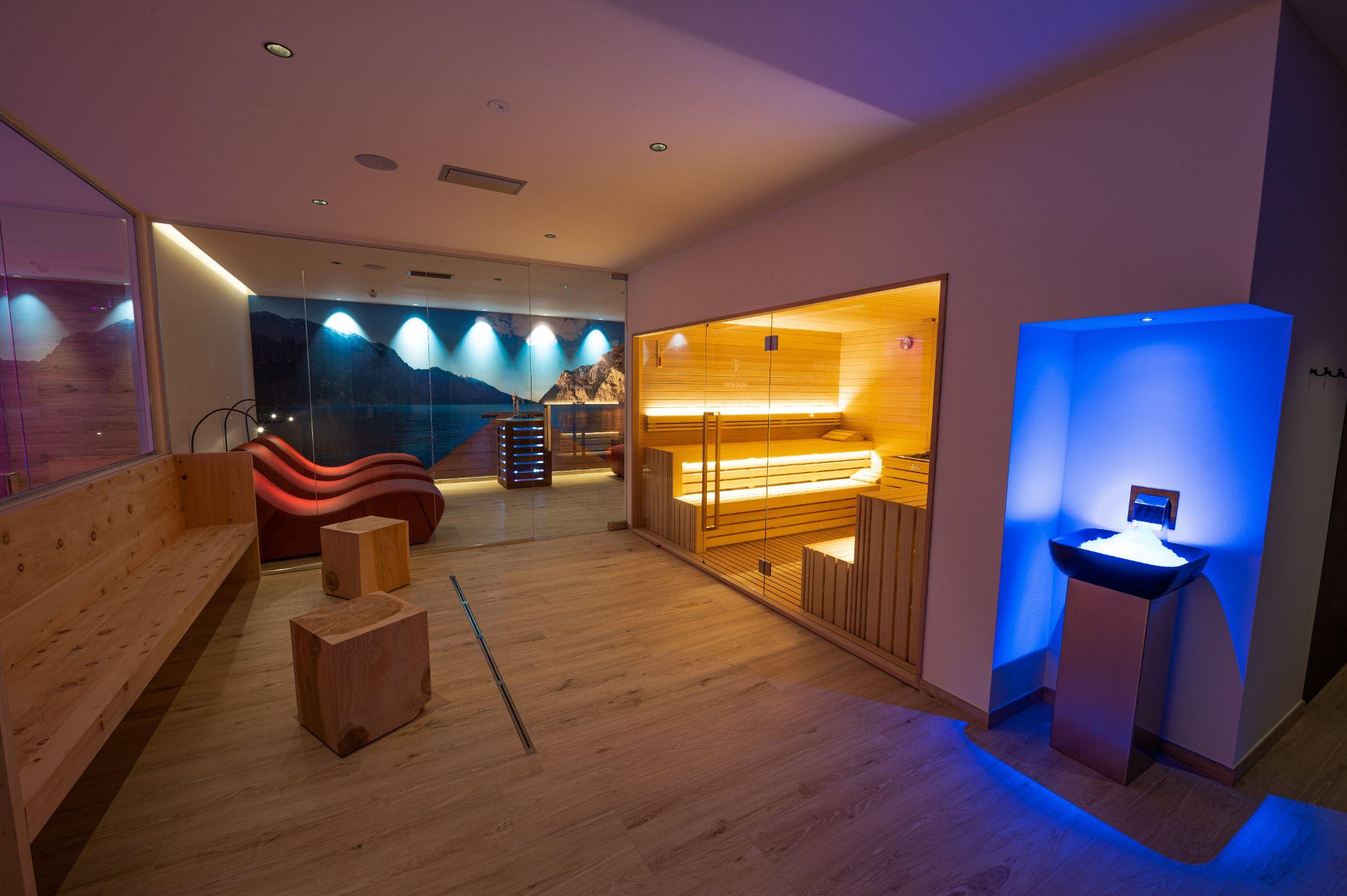 Hotel Front Mirage 4*