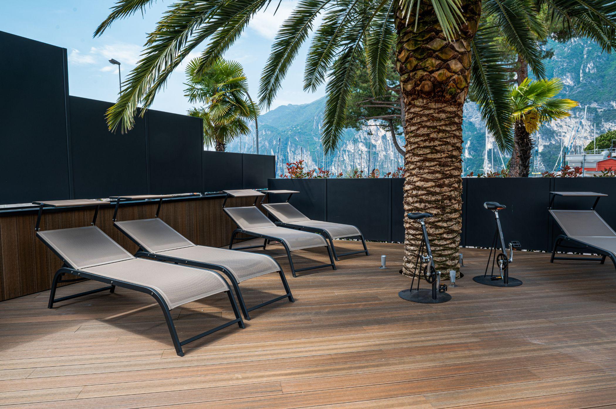 Front Mirage Hotel 4*