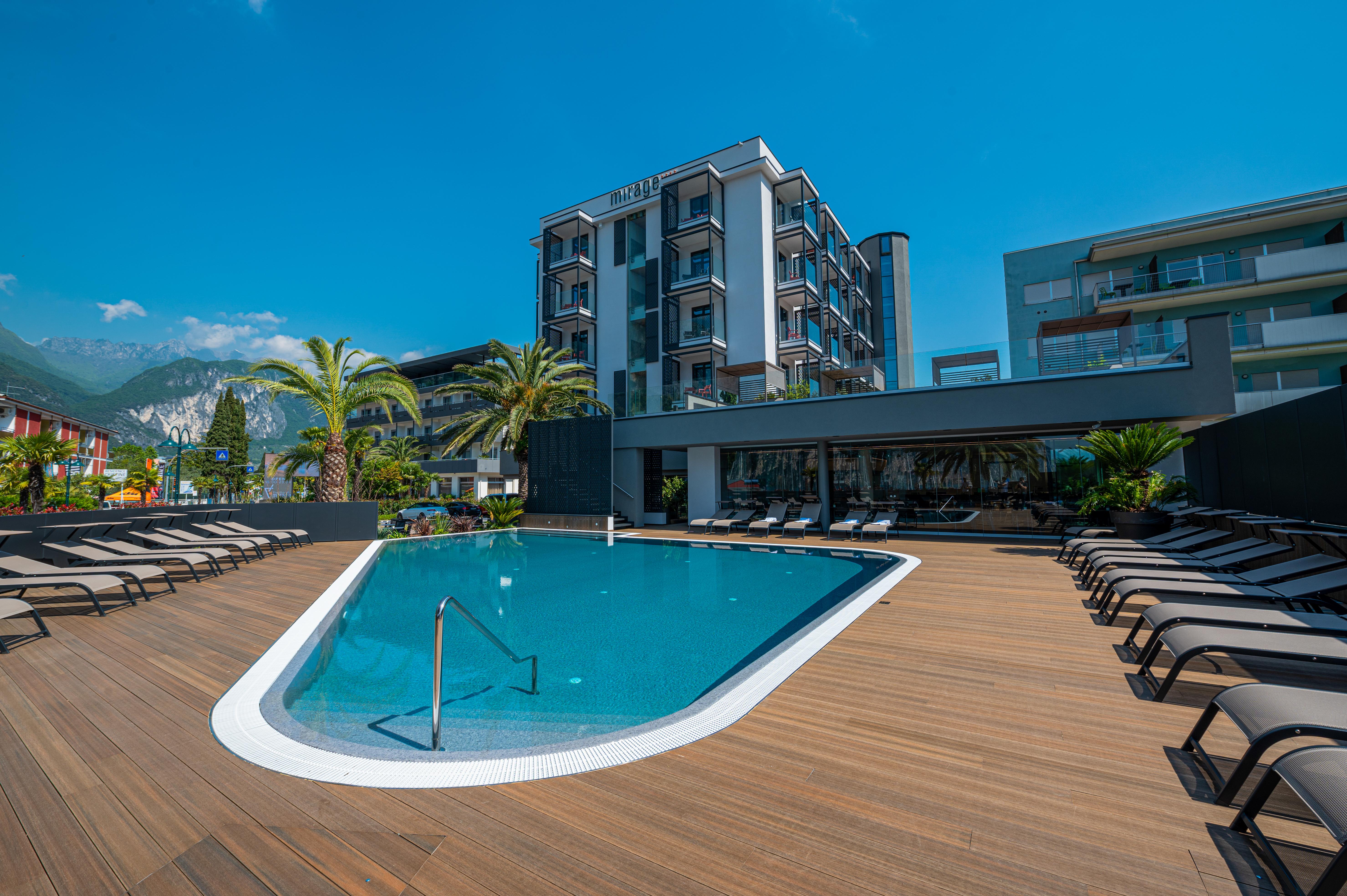 Front Mirage Hotel Riva del Garda