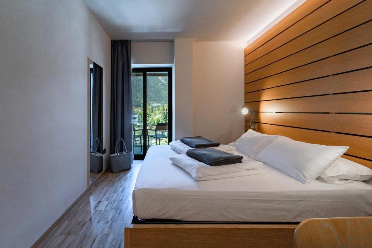 Front Mirage Hotel Riva del Garda